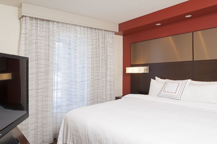 Imagen de la habitación del Hotel Residence Inn By Marriott Grand Rapids Airport. Foto 6