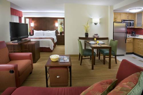 Imagen de la habitación del Hotel Residence Inn By Marriott Gravenhurst Muskoka Wharf. Foto 7
