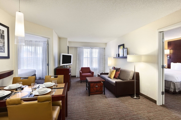 Imagen de la habitación del Hotel Residence Inn By Marriott Greensboro Airport. Foto 10