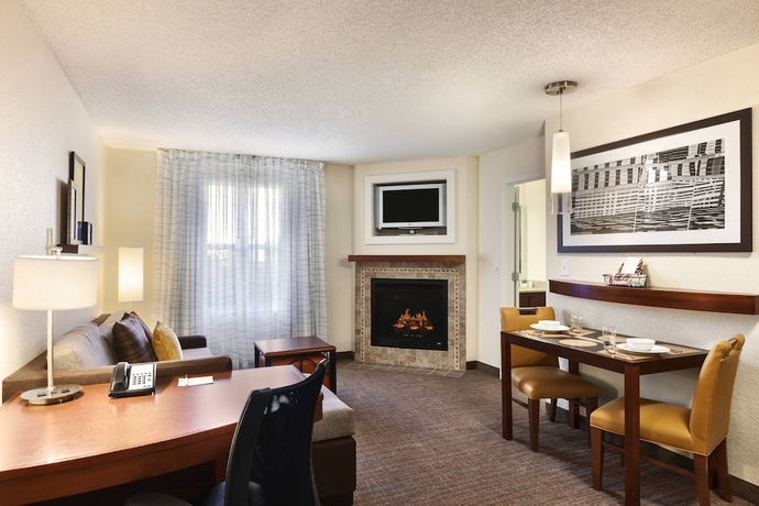 Imagen de la habitación del Hotel Residence Inn By Marriott Greensboro Airport. Foto 11