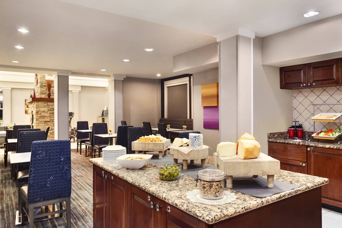 Imagen del bar/restaurante del Hotel Residence Inn By Marriott Greensboro Airport. Foto 3