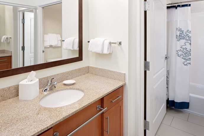 Imagen de la habitación del Hotel Residence Inn By Marriott Harrisburg Hershey. Foto 6