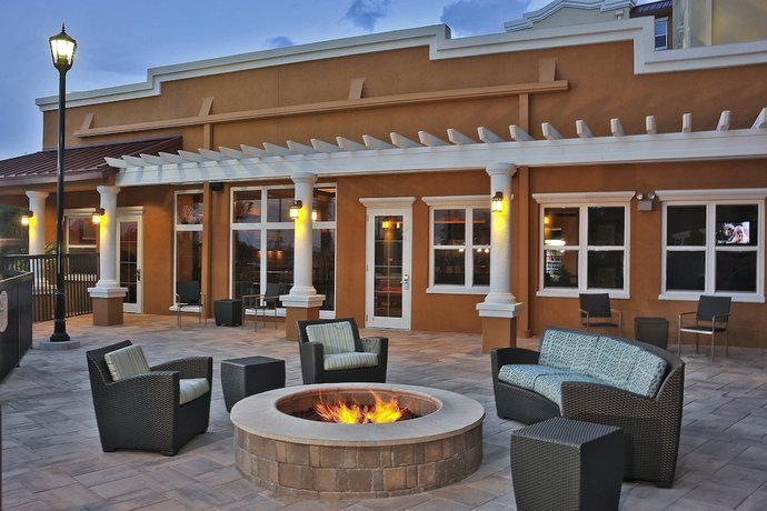 Imagen del bar/restaurante del Hotel Residence Inn By Marriott Harrisburg North. Foto 4