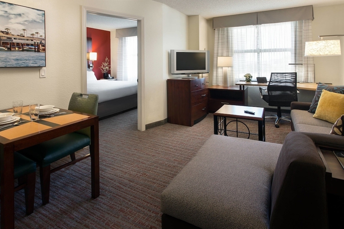 Imagen de la habitación del Hotel Residence Inn By Marriott Irvine John Wayne Airport. Foto 6