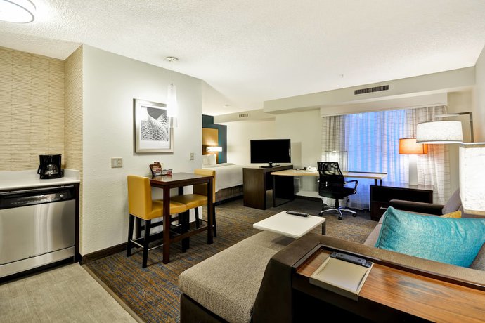 Imagen de la habitación del Hotel Residence Inn By Marriott Jacksonville Airport. Foto 6