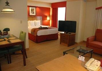 Imagen de la habitación del Hotel Residence Inn By Marriott Kansas City Country Club Plaza. Foto 9