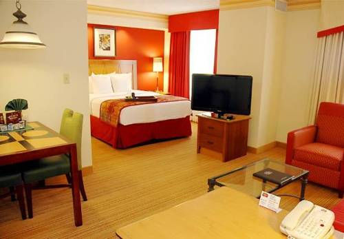 Imagen de la habitación del Hotel Residence Inn By Marriott Kansas City Country Club Plaza. Foto 13