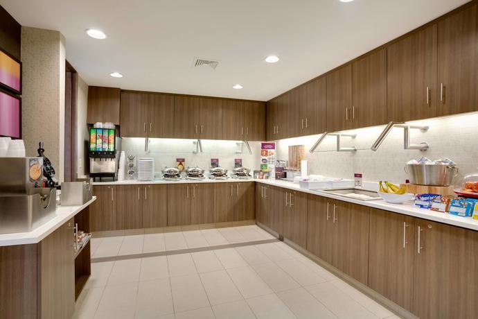 Imagen de los interiores del Hotel Residence Inn By Marriott Kingston. Foto 10
