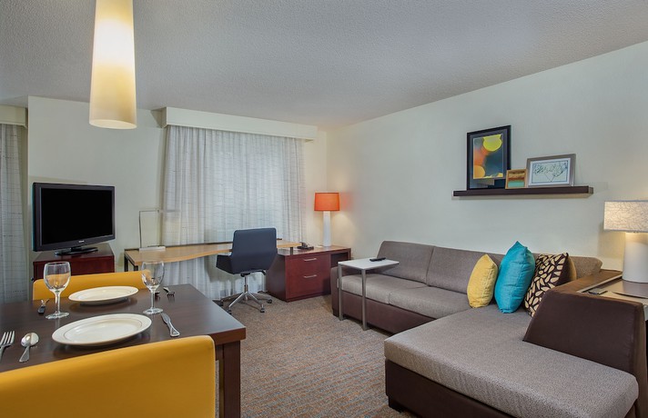 Imagen del bar/restaurante del Hotel Residence Inn By Marriott Knoxville Cedar Bluff. Foto 2