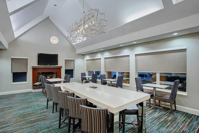 Imagen del bar/restaurante del Hotel Residence Inn By Marriott Knoxville Cedar Bluff. Foto 5