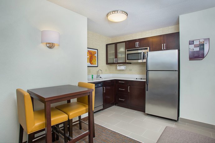 Imagen de la habitación del Hotel Residence Inn By Marriott Knoxville Cedar Bluff. Foto 12