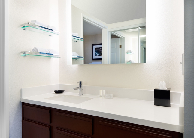 Imagen de la habitación del Hotel Residence Inn By Marriott Las Vegas Hughes Center. Foto 5