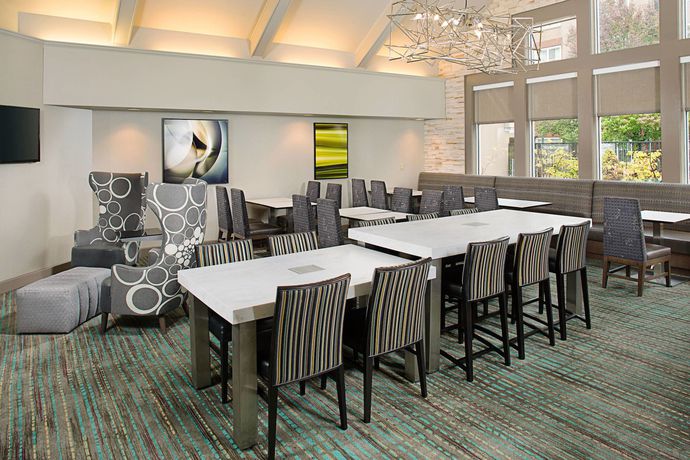 Imagen de los interiores del Hotel Residence Inn By Marriott Livonia. Foto 7