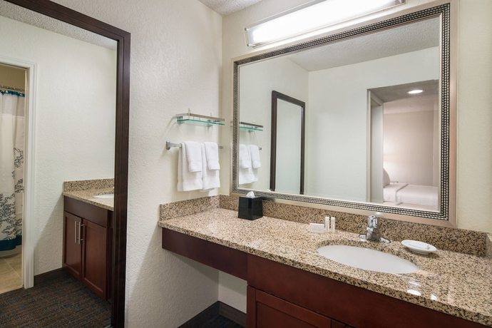 Imagen de la habitación del Hotel Residence Inn By Marriott Long Beach. Foto 14