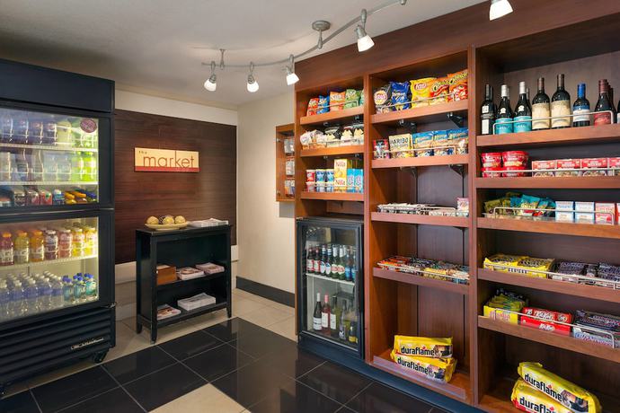 Imagen de los interiores del Hotel Residence Inn By Marriott Long Beach. Foto 19
