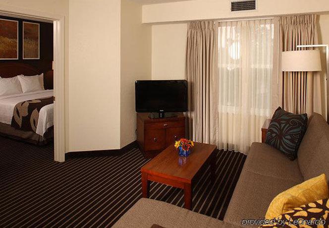 Imagen general del Hotel Residence Inn By Marriott Long Island Holtsville. Foto 7