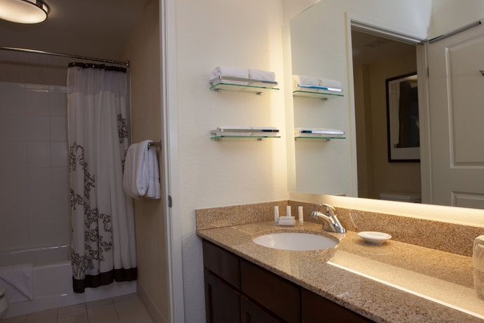 Imagen de la habitación del Hotel Residence Inn By Marriott Los Angeles Westlake Village. Foto 11