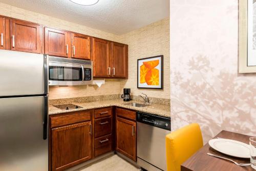 Imagen de la habitación del Hotel Residence Inn By Marriott Macon. Foto 17