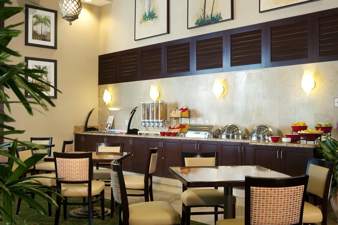 Imagen del bar/restaurante del Hotel Residence Inn By Marriott Miami Aventura Mall. Foto 6