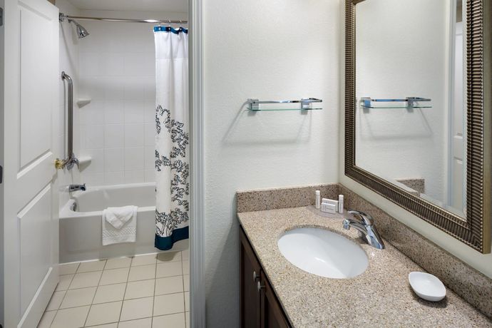 Imagen de la habitación del Hotel Residence Inn By Marriott Milford. Foto 11