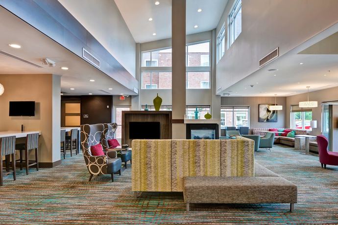 Imagen de los interiores del Hotel Residence Inn By Marriott Milwaukee North/glendale. Foto 19