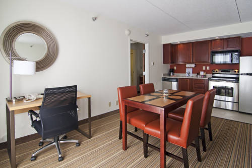 Imagen de la habitación del Hotel Residence Inn By Marriott Minneapolis Edina. Foto 3