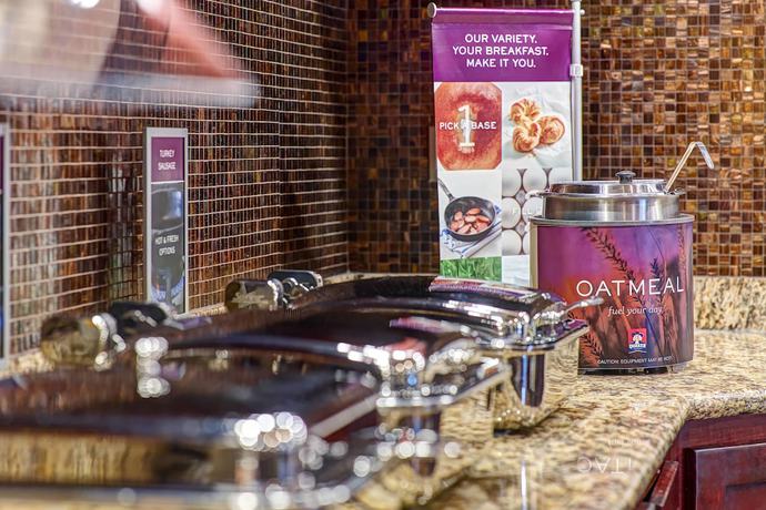 Imagen del bar/restaurante del Hotel Residence Inn By Marriott Minneapolis Plymouth. Foto 7