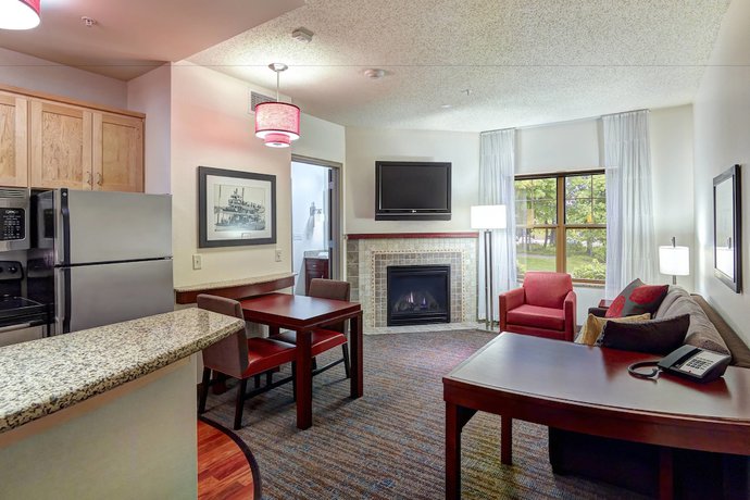 Imagen de la habitación del Hotel Residence Inn By Marriott Minneapolis Plymouth. Foto 14