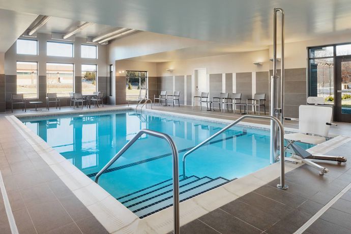 Imagen de la piscina del Hotel Residence Inn By Marriott Minneapolis St. Paul/eagan. Foto 16