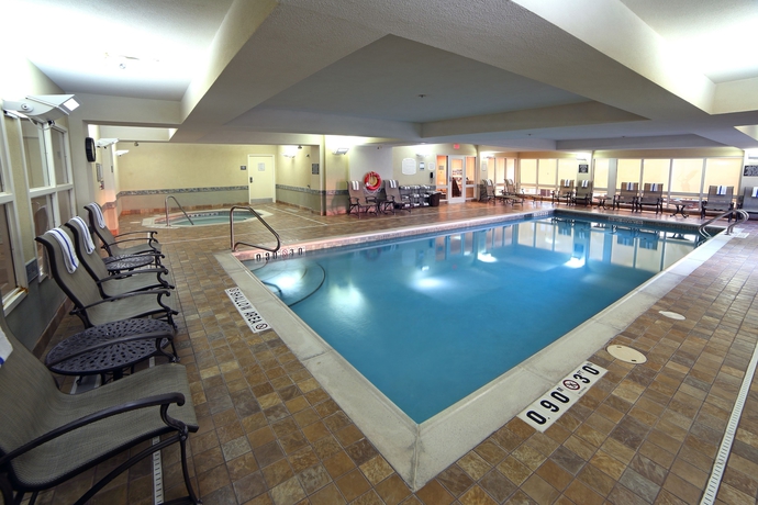 Imagen de la piscina del Hotel Residence Inn By Marriott Mississauga - Arpt Corp Ctr West. Foto 19