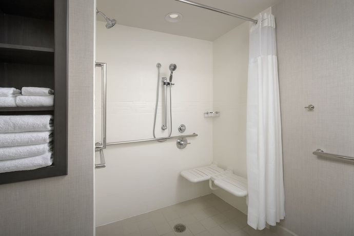 Imagen de la habitación del Hotel Residence Inn By Marriott Modesto North. Foto 15