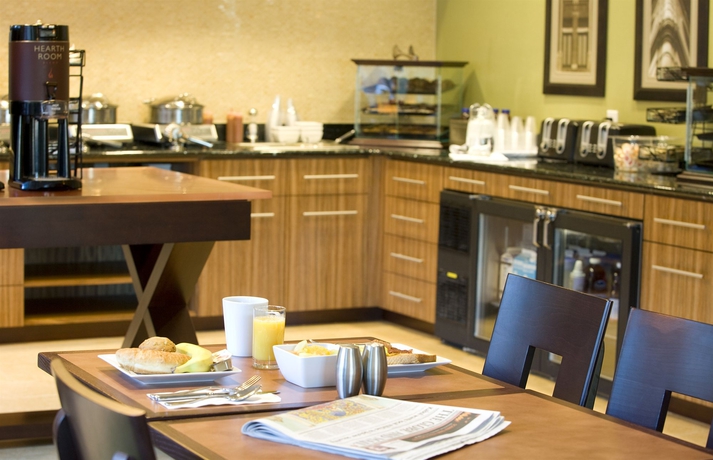 Imagen del bar/restaurante del Hotel Residence Inn By Marriott Moncton. Foto 3