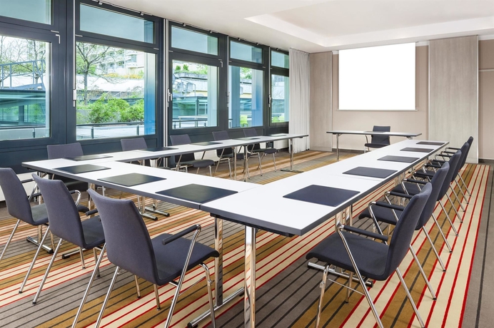 Imagen de los interiores del Hotel Residence Inn By Marriott Munich Central. Foto 11