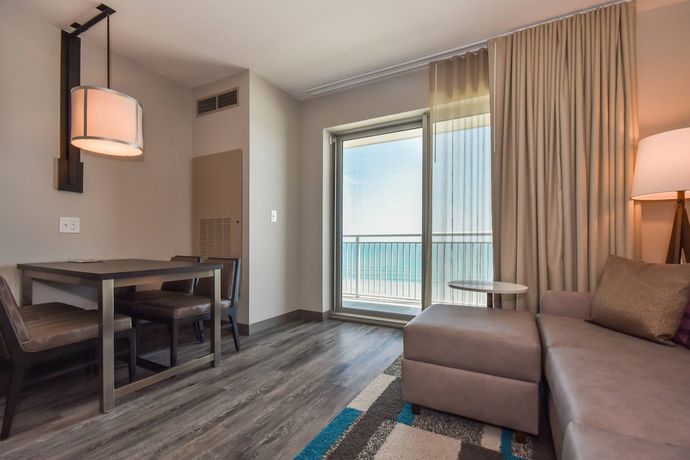 Imagen de la habitación del Hotel Residence Inn By Marriott Myrtle Beach Oceanfront. Foto 6