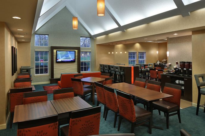Imagen del bar/restaurante del Hotel Residence Inn By Marriott Mystic Groton. Foto 2
