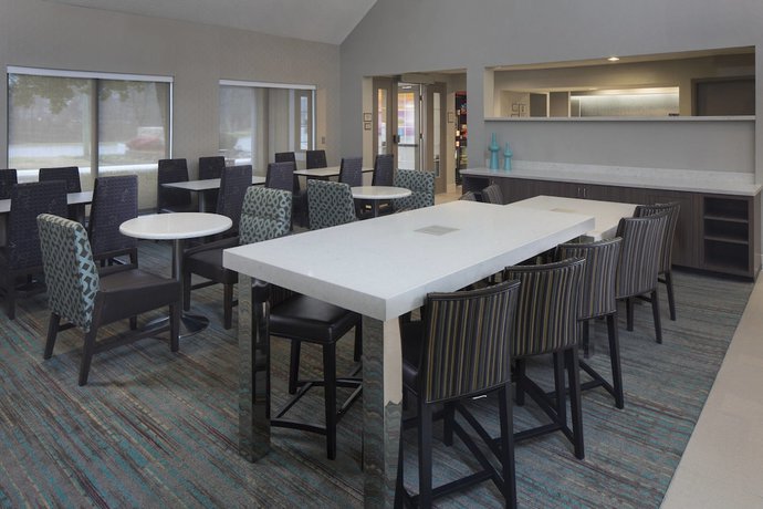 Imagen de los interiores del Hotel Residence Inn By Marriott Nashville Airport. Foto 17