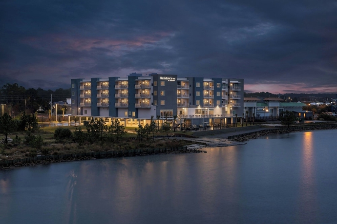 Imagen general del Hotel Residence Inn By Marriott Navarre Waterfront. Foto 1