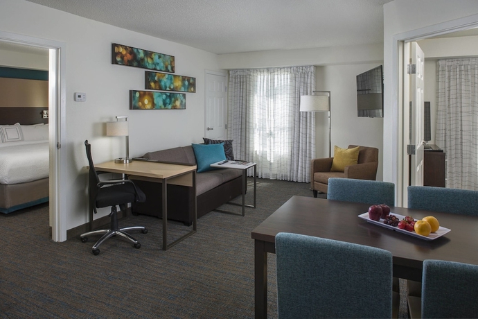 Imagen de la habitación del Hotel Residence Inn By Marriott New Orleans Metairie. Foto 9