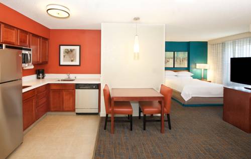 Imagen de la habitación del Hotel Residence Inn By Marriott Newark Silicon Valley. Foto 2