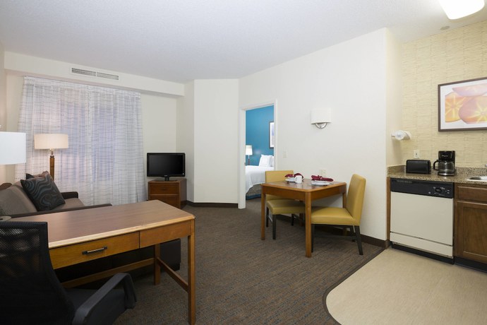 Imagen de la habitación del Hotel Residence Inn By Marriott Olathe Kansas City. Foto 3