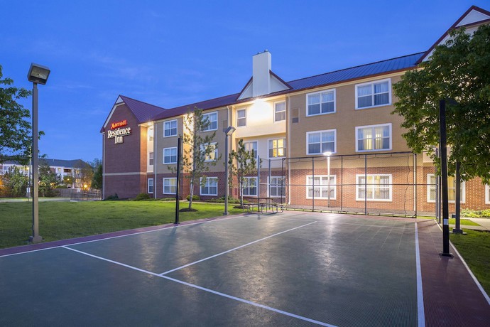 Imagen de los exteriores del Hotel Residence Inn By Marriott Olathe Kansas City. Foto 9