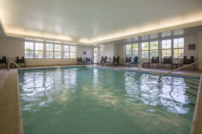 Imagen de la piscina del Hotel Residence Inn By Marriott Olathe Kansas City. Foto 13