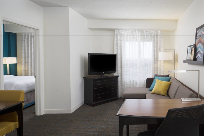 Imagen de la habitación del Hotel Residence Inn By Marriott Orlando At Seaworld. Foto 3