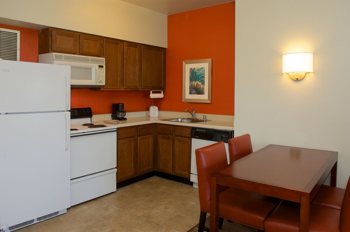 Imagen de la habitación del Hotel Residence Inn By Marriott Palm Desert. Foto 3