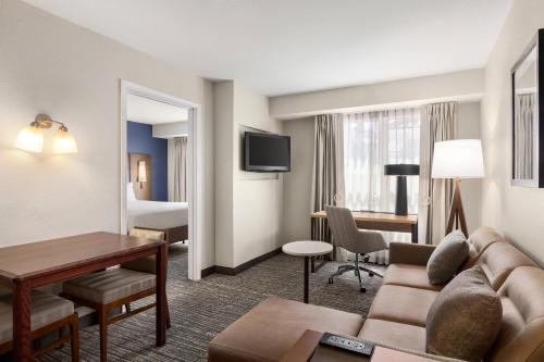 Imagen de la habitación del Hotel Residence Inn By Marriott Palmdale. Foto 13