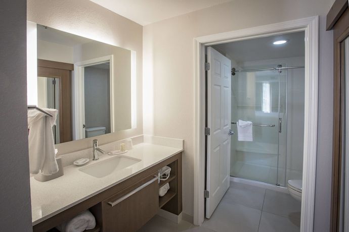 Imagen de la habitación del Hotel Residence Inn By Marriott Pensacola Downtown. Foto 10