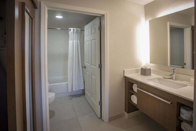 Imagen de la habitación del Hotel Residence Inn By Marriott Pensacola Downtown. Foto 12