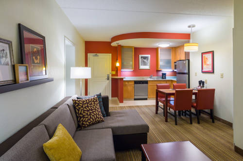 Imagen de la habitación del Hotel Residence Inn By Marriott Philadelphia Langhorne. Foto 5