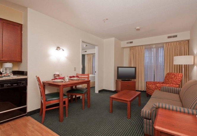 Imagen de la habitación del Hotel Residence Inn By Marriott Phoenix Chandler Fashion Center. Foto 6