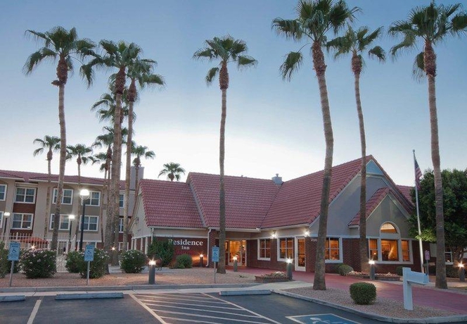 Imagen de los exteriores del Hotel Residence Inn By Marriott Phoenix Chandler Fashion Center. Foto 13
